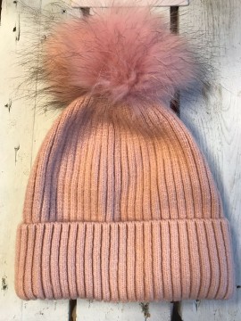 PINK NUDE BOBBLE HAT